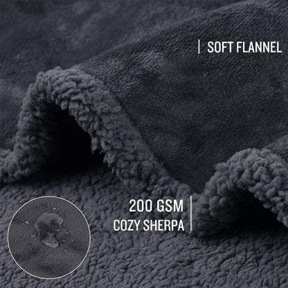Cozy™ Waterproof Blanket